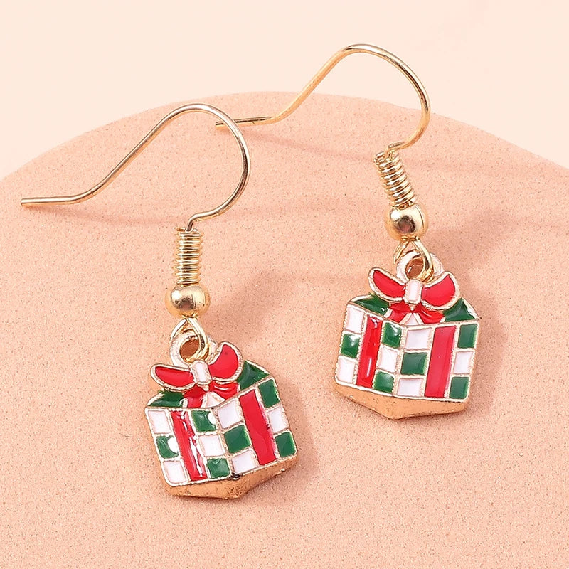 Hot Selling Mix Styles Merry Christmas Earrings Fashion Christmas Tree Deer Santa Drop Earrings New Year Jewelry Gifts